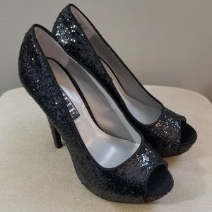 💃Vera Wang Black Sequin Stilettos